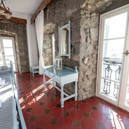 Dionysos Hotel Poros Town