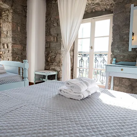 Dionysos 3* Poros Town