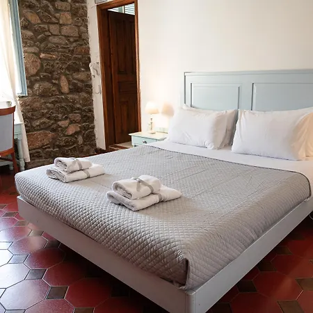 Hotel Dionysos Poros Town