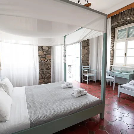 Hotel Dionysos Poros Town