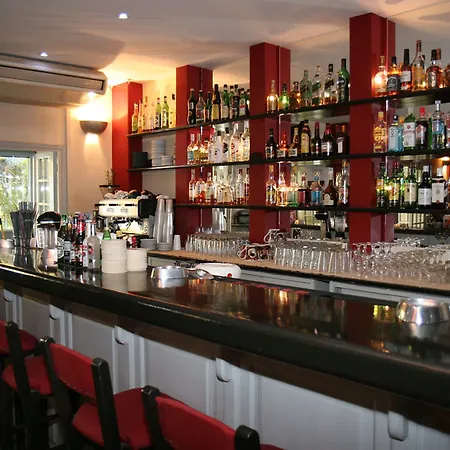 Dionysos Hotel 3*